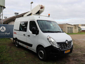 2015-renault-master-1448222-46864265