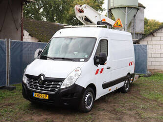 2015-renault-master-1448222-46864267