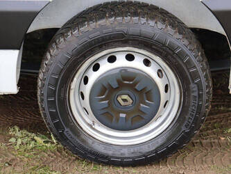 2015-renault-master-1448222-46864273