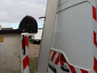 2015-renault-master-1448222-46864278