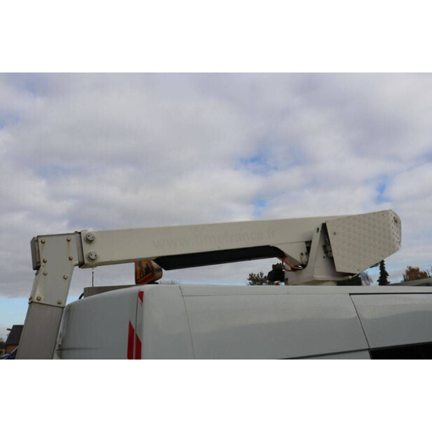 2015 Renault Master-46864279