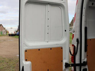 2015-renault-master-1448222-46864317