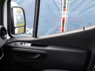 mercedes-benz-sprinter-1448223-46864344