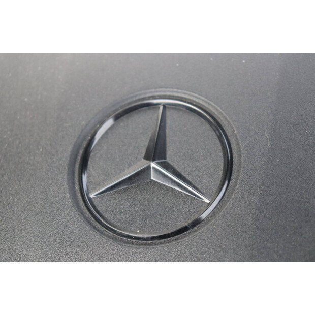 Mercedes-Benz SPRINTER-46864363