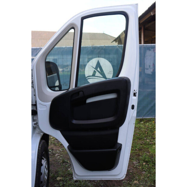 2021 Peugeot BOXER-46864403