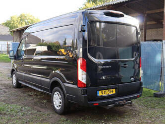 ford-transit-1448225-46864418