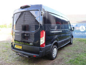 ford-transit-1448225-46864420