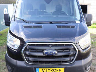 ford-transit-1448225-46864422