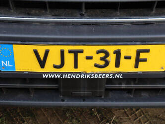 ford-transit-1448225-46864426