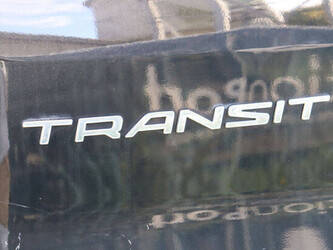 ford-transit-1448225-46864430