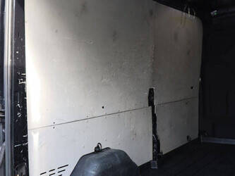 ford-transit-1448225-46864453