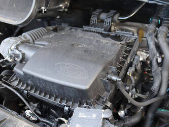 ford-transit-1448225-46864460