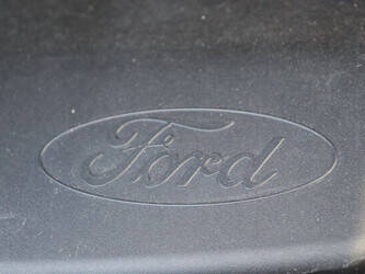 ford-transit-1448225-46864461
