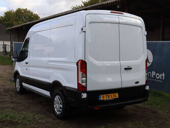 ford-transit-1448226-46864465