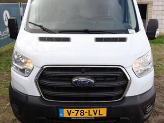 ford-transit-1448226-46864469