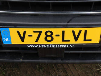 ford-transit-1448226-46864473