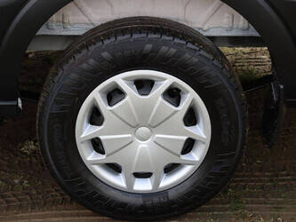 ford-transit-1448226-46864475