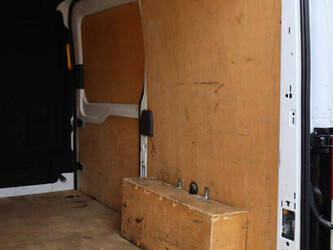 ford-transit-1448226-46864496