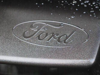 ford-transit-1448226-46864505