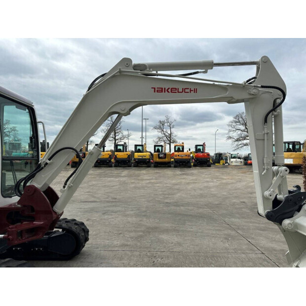 2013 تاكوتشي TB145C-46864560