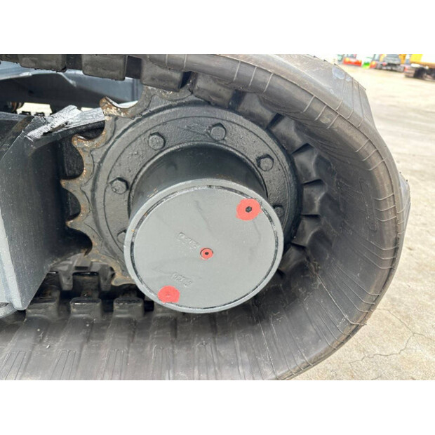 2013 تاكوتشي TB145C-46864567