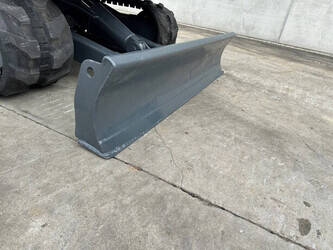 2013-takeuchi-tb145c-46864570