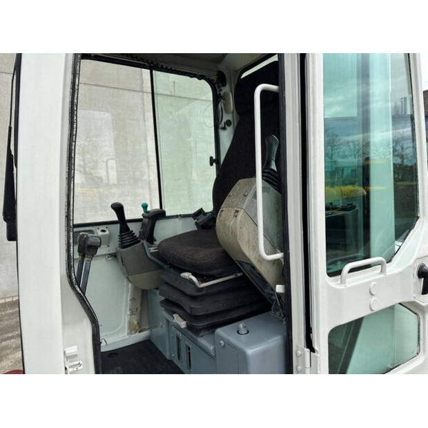 2013 تاكوتشي TB145C-46864579