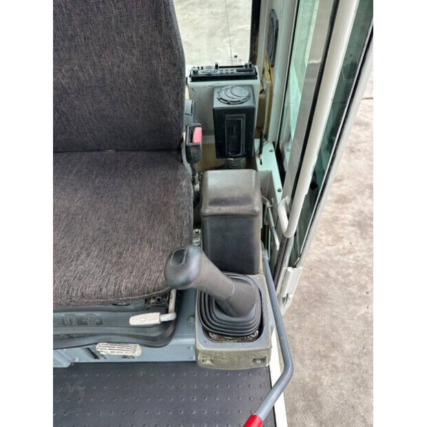 2013 تاكوتشي TB145C-46864583