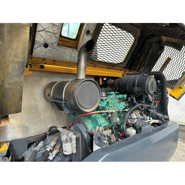 2018 فولفو EC55D-46864612