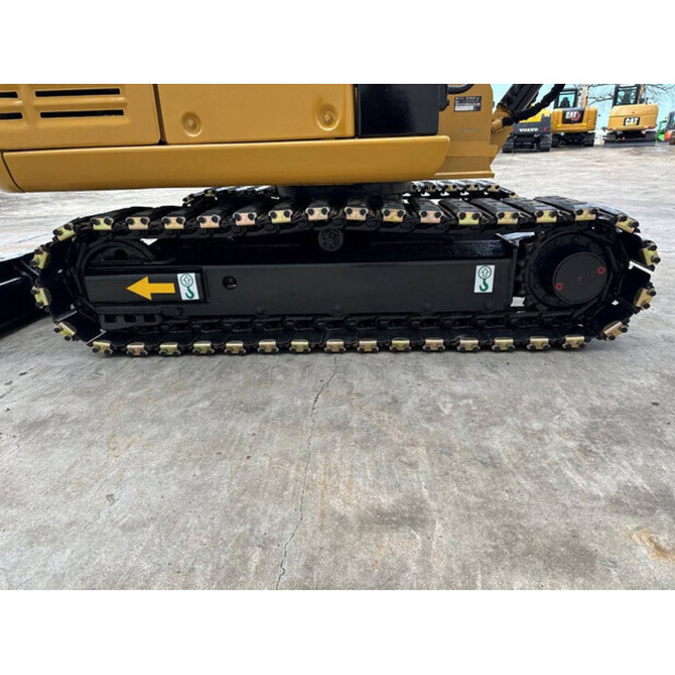 2015 كاتربيلر 305.5E2-46864647