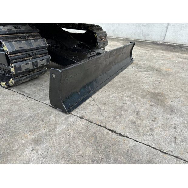 2015 كاتربيلر 305.5E2-46864652