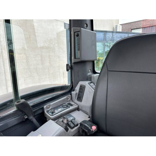 2016 KUBOTA KX163-5-46864705