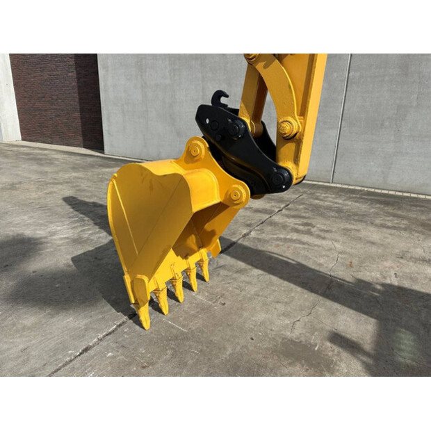 2014 كوماتسو PC56-7-46864762