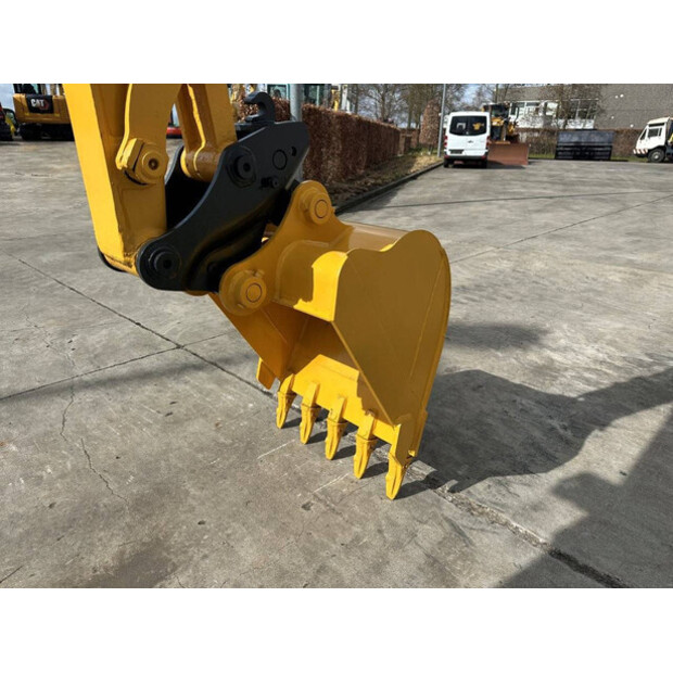 2014 كوماتسو PC56-7-46864764