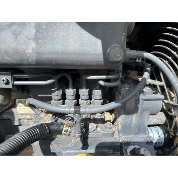 2014 كوماتسو PC56-7-46864781