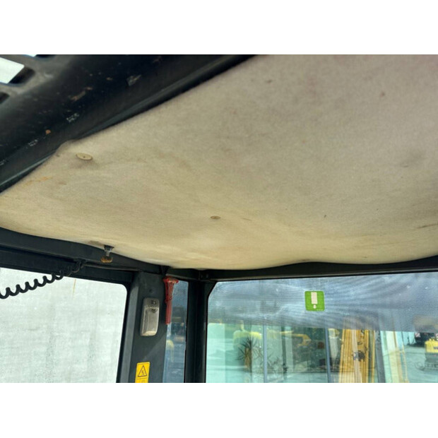 2014 كوماتسو PC56-7-46864785