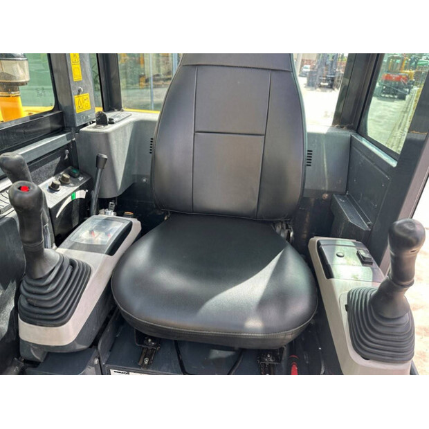 2014 كوماتسو PC56-7-46864790