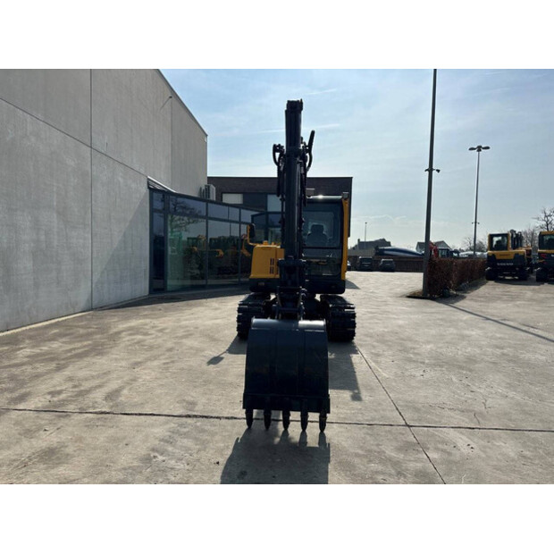 2012 فولفو EC55B-46864795