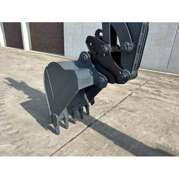 2012 فولفو EC55B-46864801