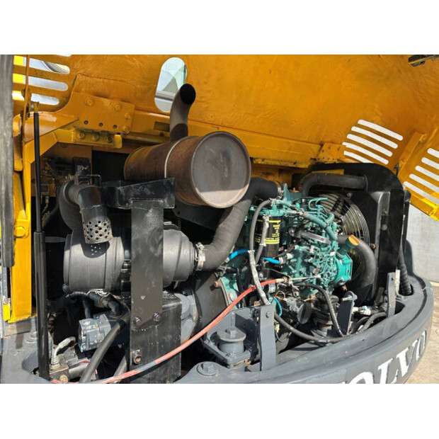 2012 فولفو EC55B-46864819