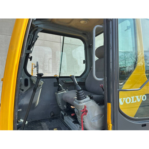 2012 فولفو EC55B-46864824