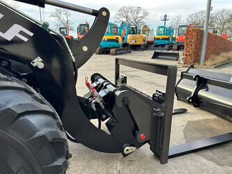 2025-wolf-mini-780t-1448239-46865034