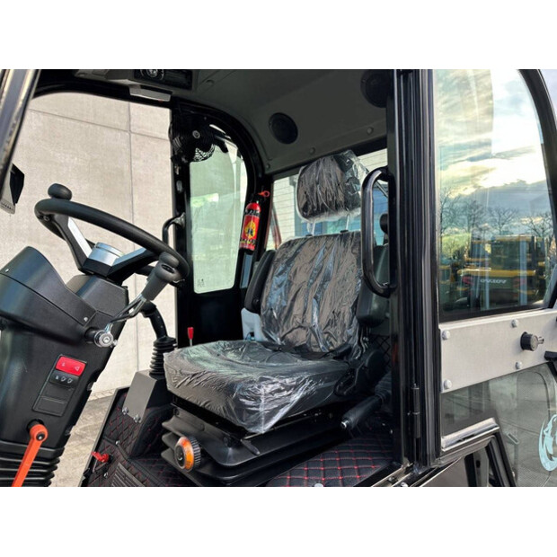 2025 Wolf Mini 780T-46865055