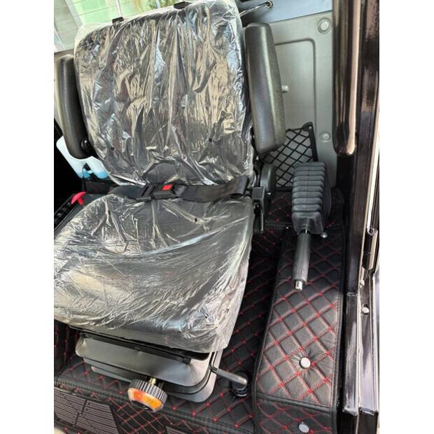 2025 Wolf Mini 780T-46865061