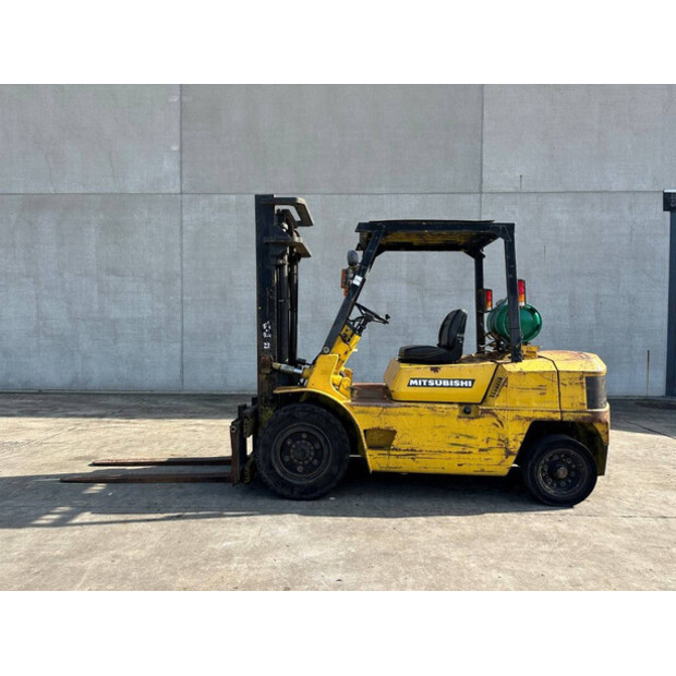 1989 MITSUBISHI FG40-46865278