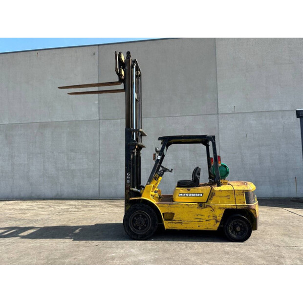 1989 MITSUBISHI FG40-46865320