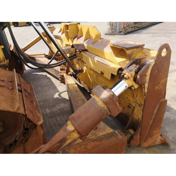 2015 كاتربيلر D6T LGP-46865381