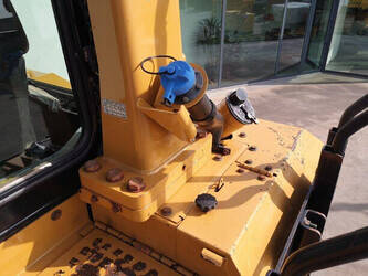 2015-caterpillar-d6t-lgp-1448247-46865421