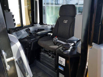 2015-caterpillar-d6t-lgp-1448247-46865423