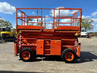 2017-skyjack-sj-8841-46865437